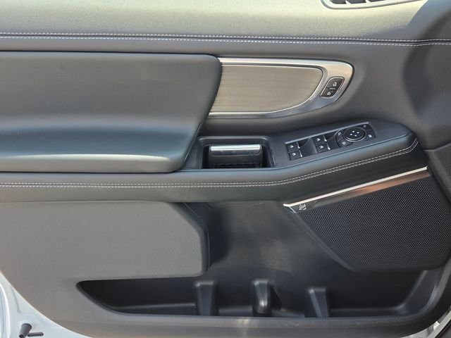 New 2026 Space Silver Metallic Ford Platinum image 29