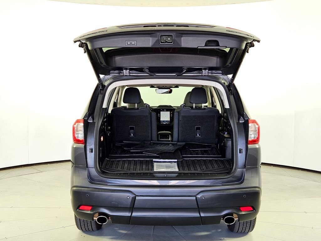 Certified Used 2023 Gray Subaru Onyx Edition image 10