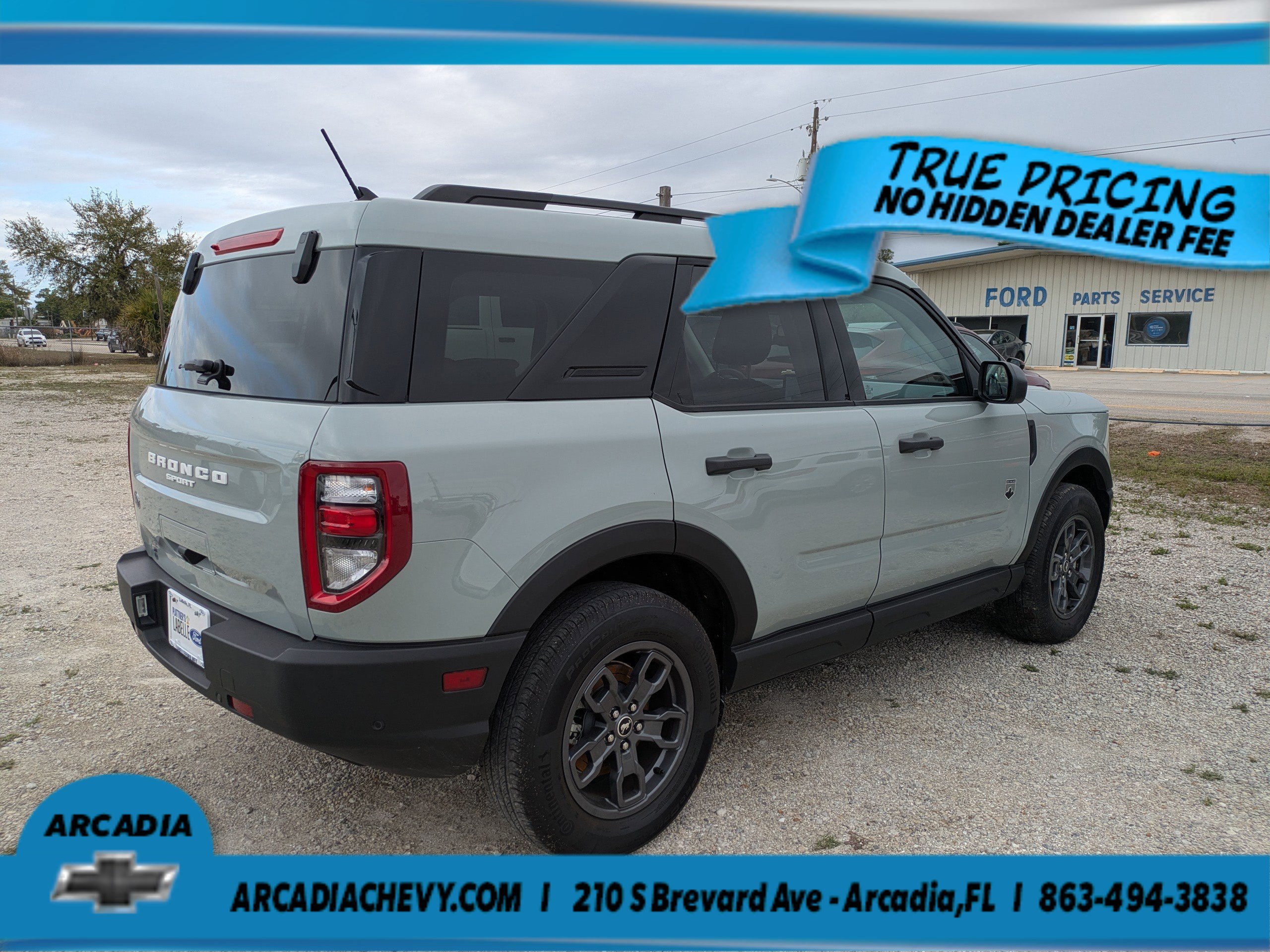 Used 2024  Ford Big Bend image 4