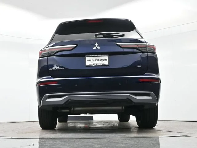 Used 2025 Cosmic Blue Met Mitsubishi SE image 28
