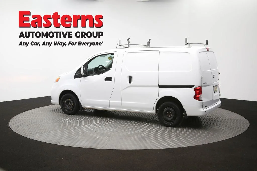 Used 2021 White Nissan SV image 61