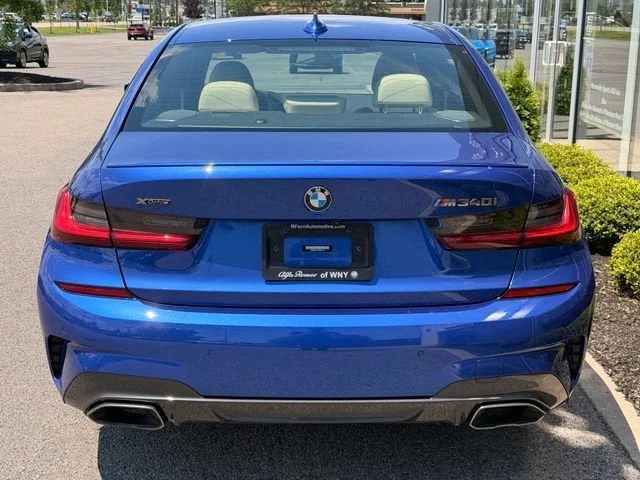 Used 2022 Portimao Blue Metallic BMW M340i xDrive image 5