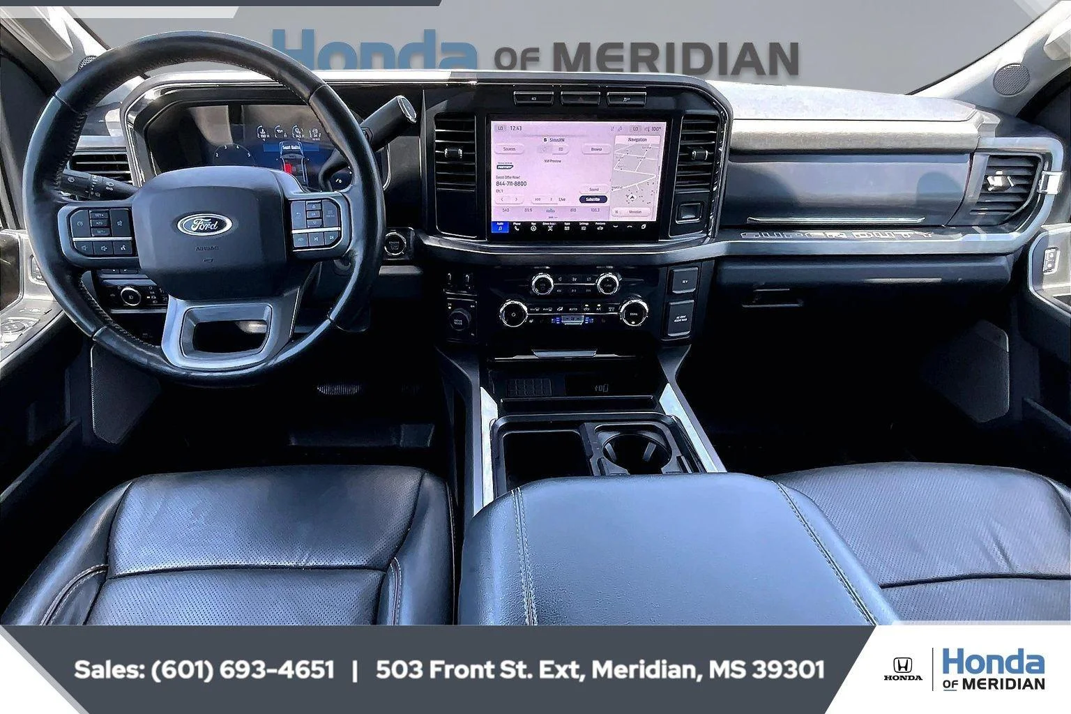 Used 2024 Star White Metallic Tri-Coat Ford LARIAT image 13