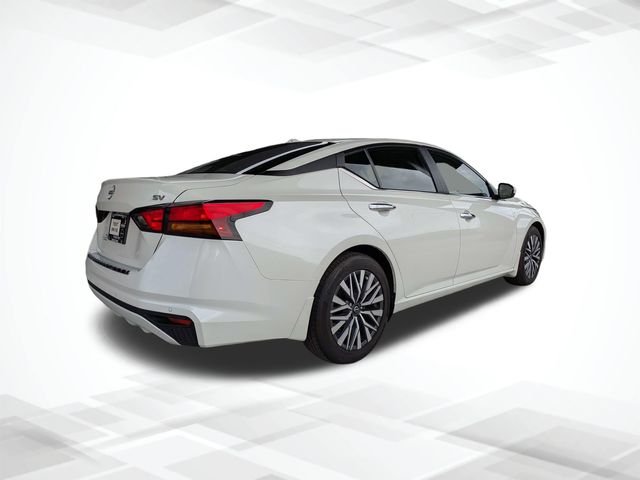 Used 2023 White Nissan 2.5 SV image 4