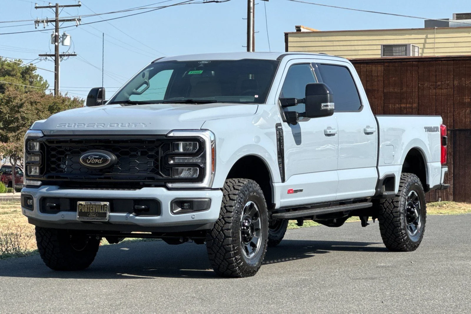 New 2026 Glacier Gray Metallic Tri-Coat Ford F-250® Lariat® image 10