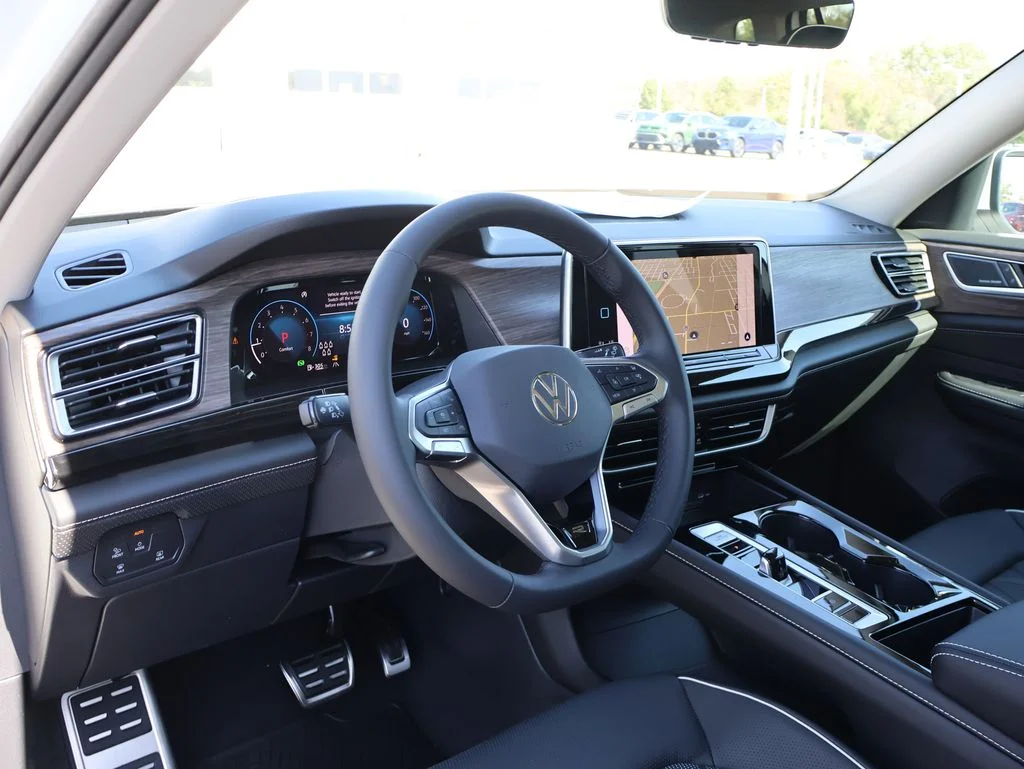 2026 Volkswagen Atlas SEL Premium R-Line - Photo 23