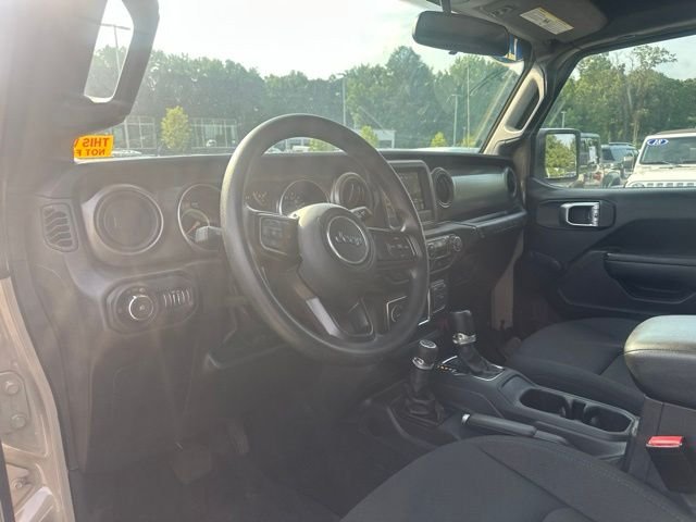 Used 2022 Beige Jeep Sport image 11