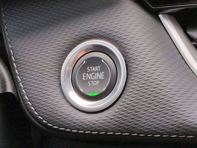 Certified Used 2025 Green Chevrolet LT image 27