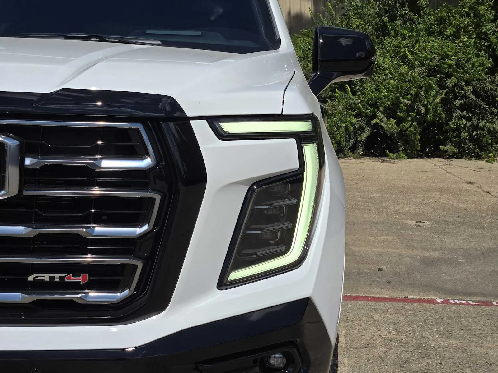 New 2027 Summit White GMC AT4 image 5