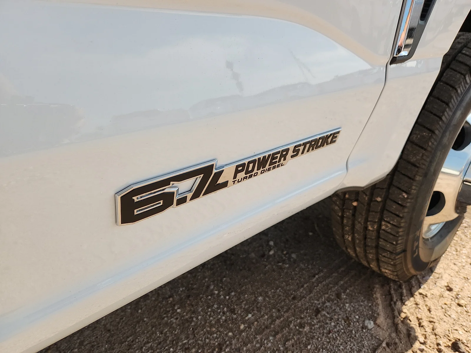 New 2026 Oxford White Ford XL image 11
