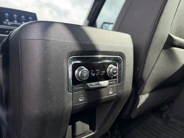 Used 2021 Gray GMC SLT image 29