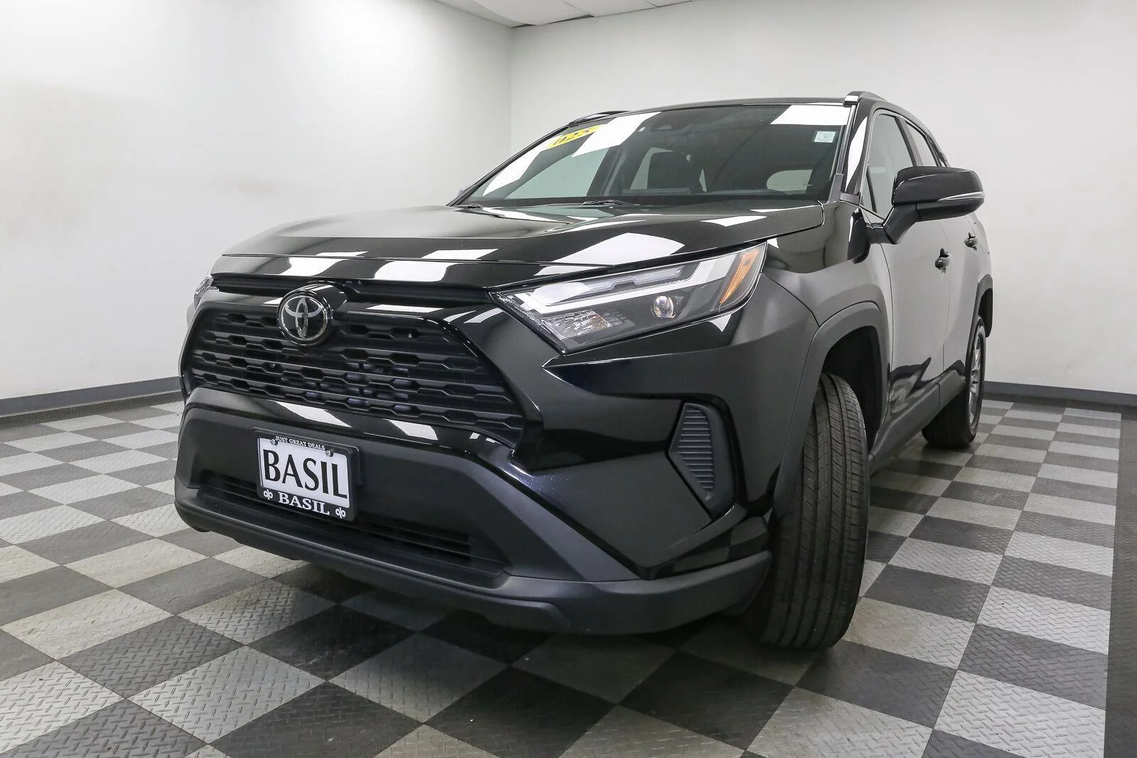 Used 2025 Midnight Black Metallic TOYOTA  image 4