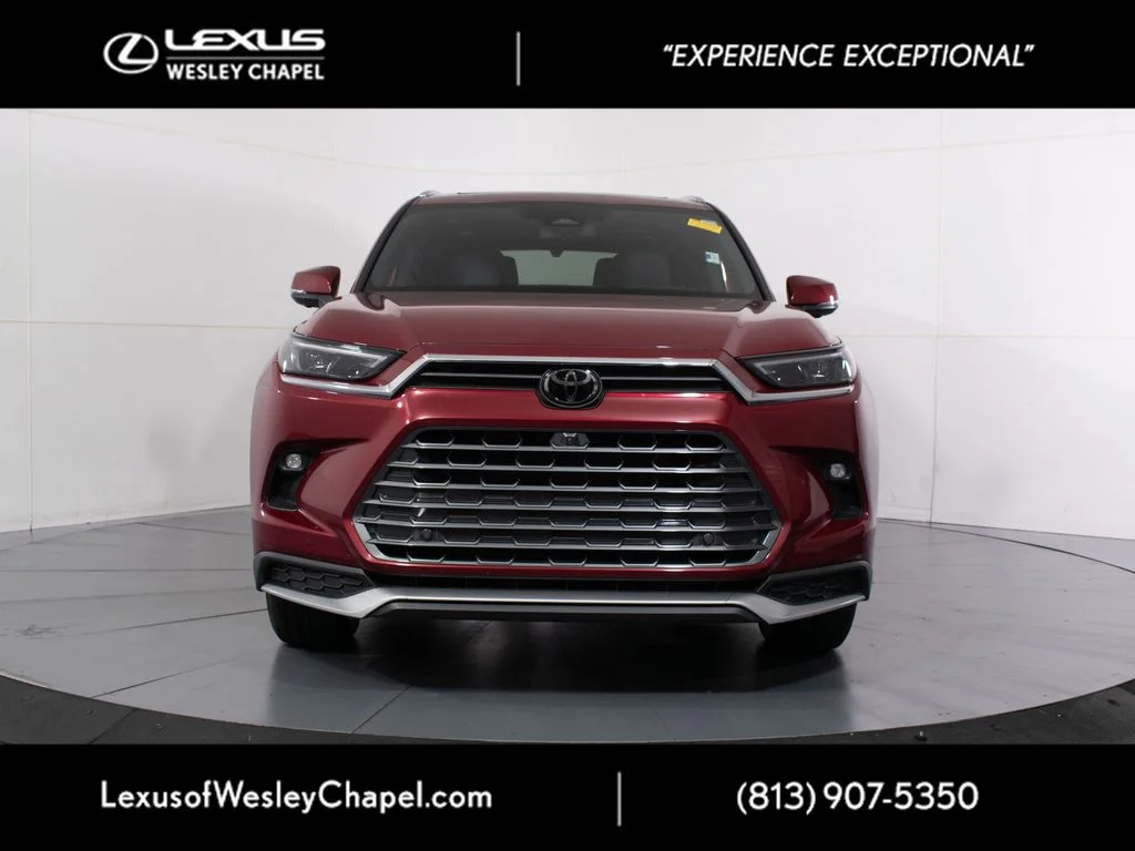 Used 2025 Red Toyota MAX Platinum image 9
