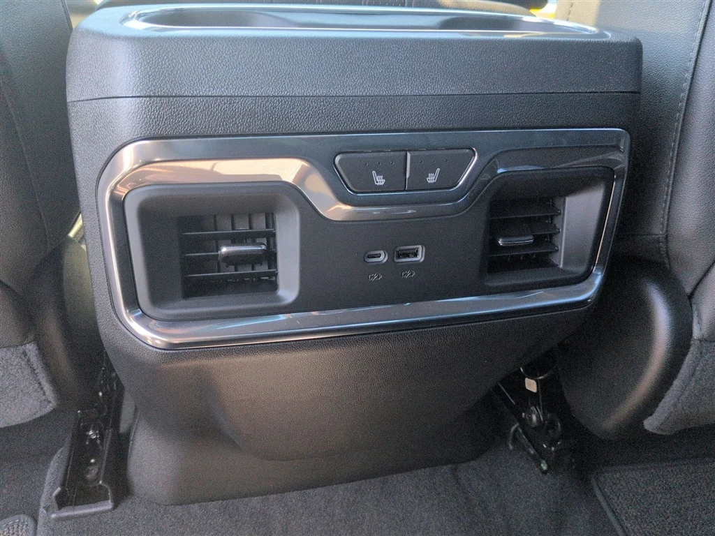 Used 2026 White Sands Chevrolet High Country image 22