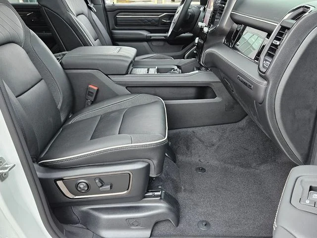 2026 RAM 1500 Limited - Photo 15