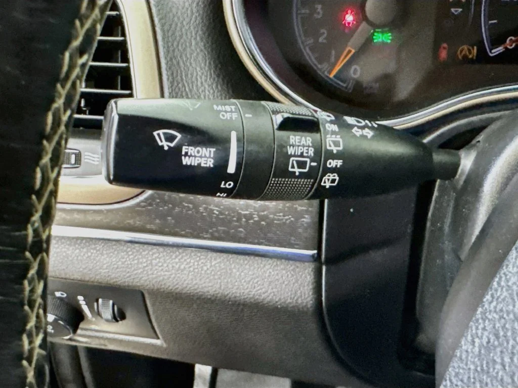 Used 2017 Gray Jeep Limited image 10
