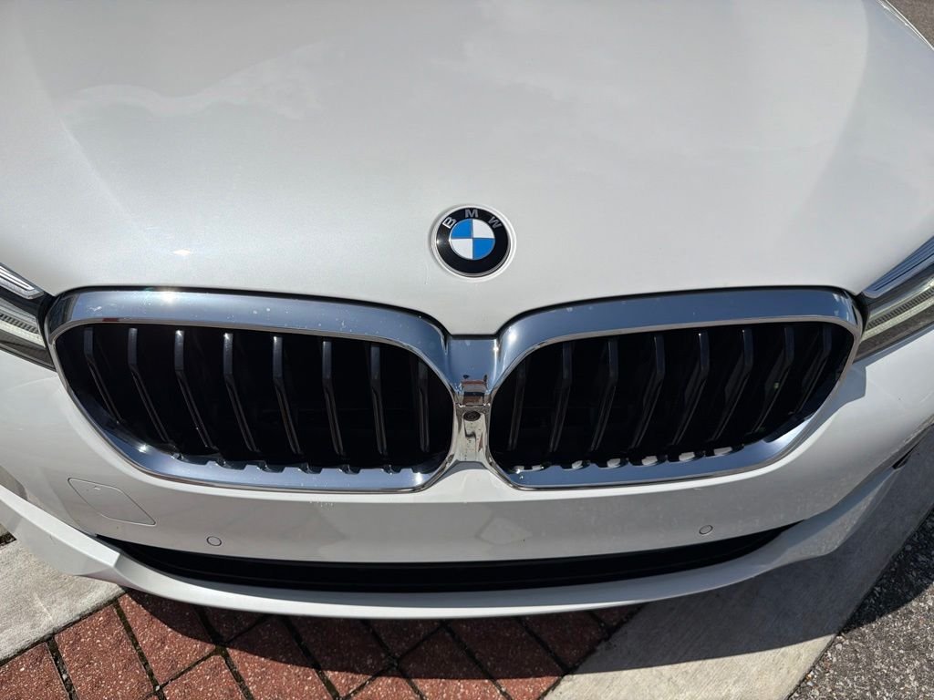 Used 2021 White BMW 530i image 14
