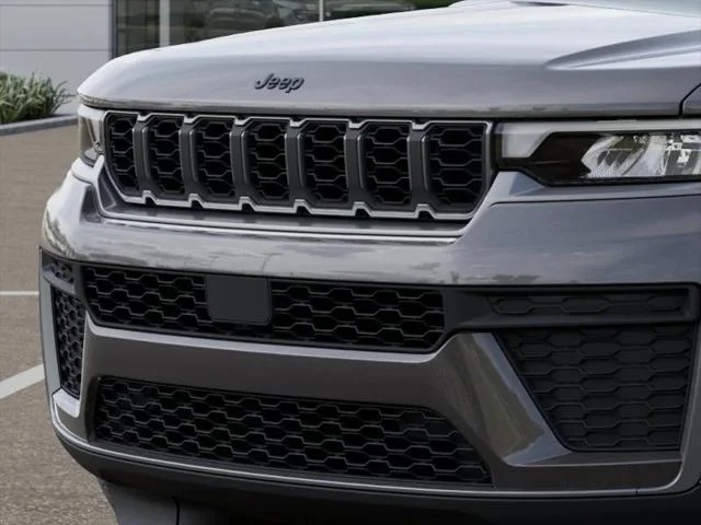New 2026 Baltic Gray Metallic Clear-Coat Exterior Paint Jeep Laredo image 65