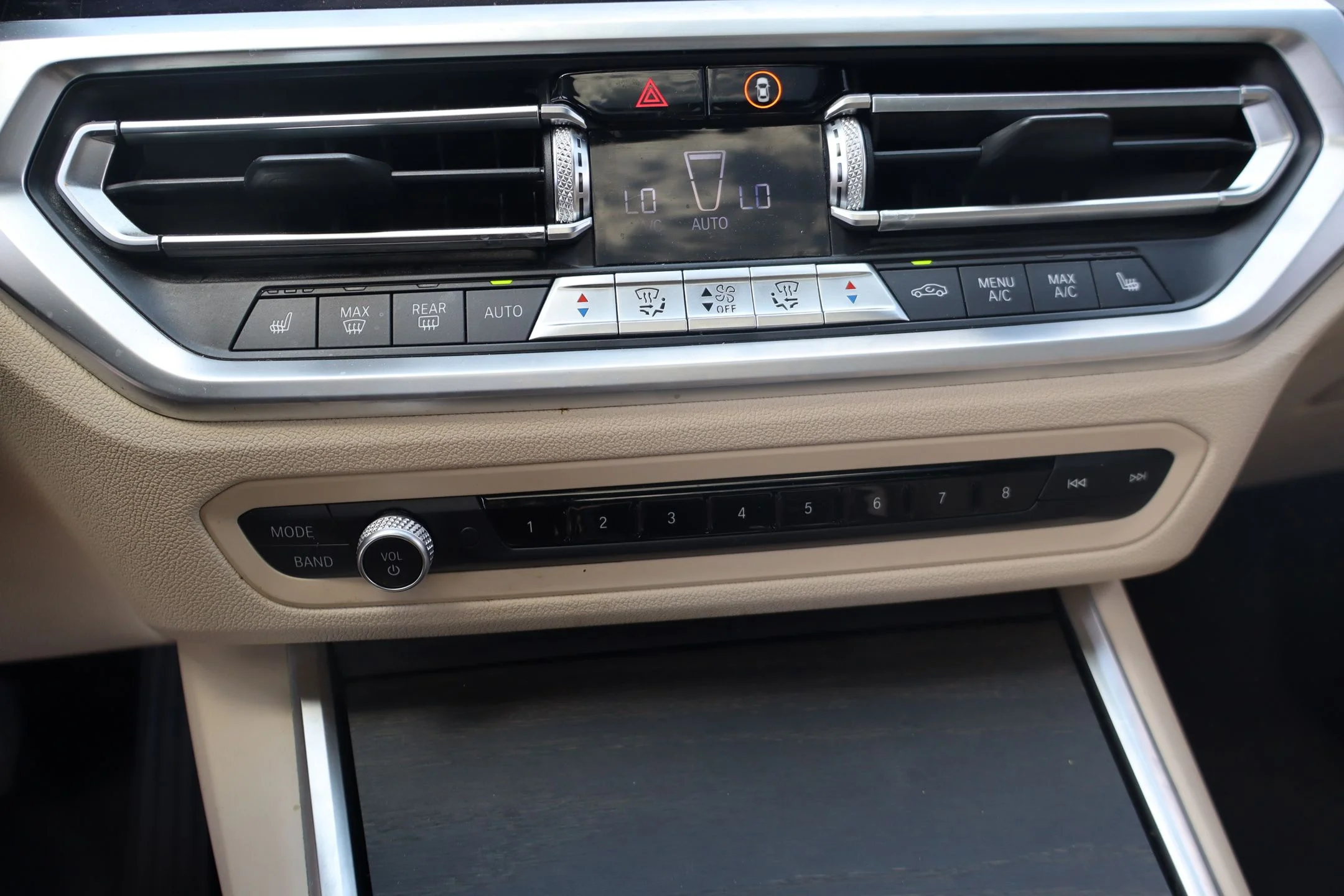 Used 2021 Black BMW 330i image 20