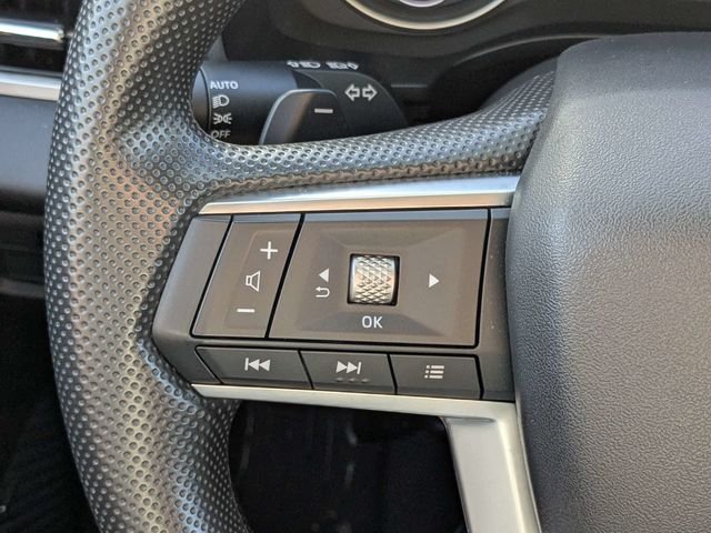 Used 2025  Mitsubishi ES image 28