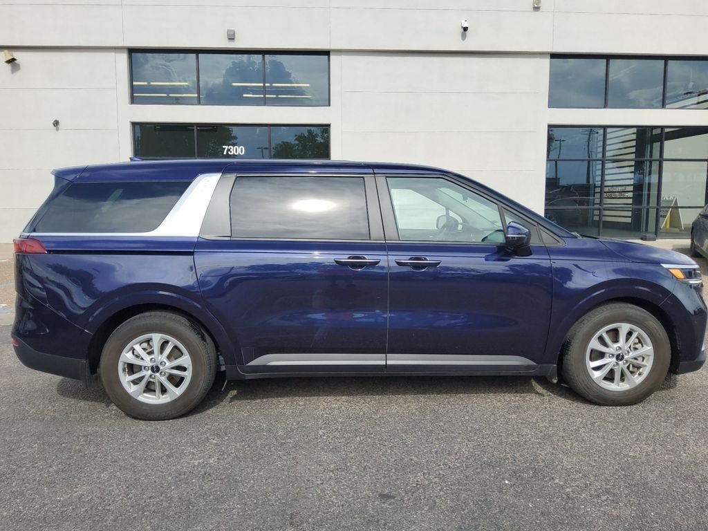 Used 2023 Blue Kia LX Seat Package image 25