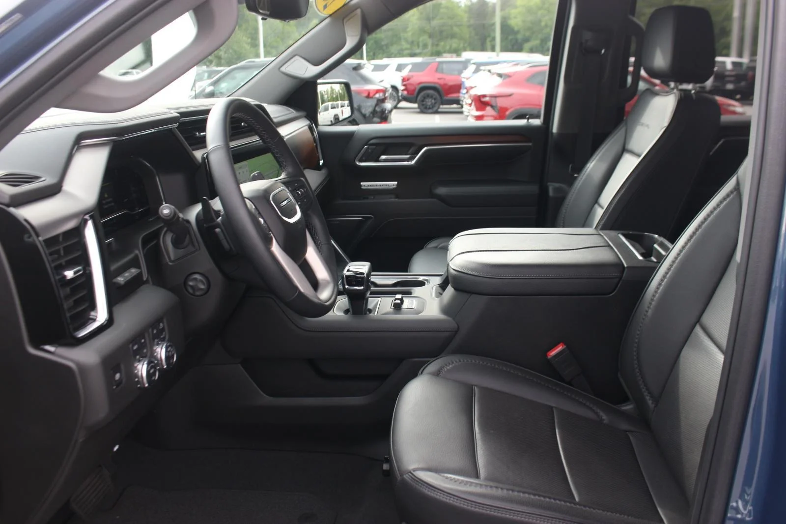 Used 2025 Downpour Metallic GMC Denali image 18
