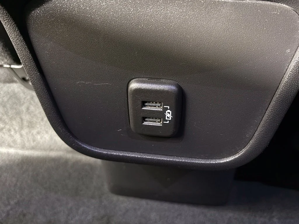 Used 2024 White Chevrolet LT image 34