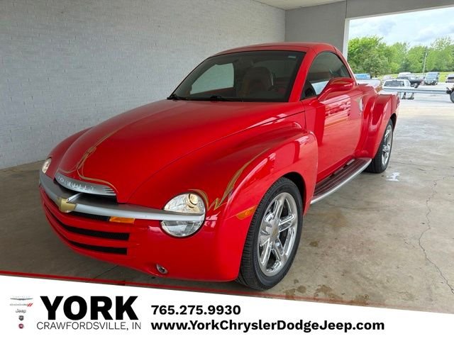 2003 Chevrolet SSR LS's photo
