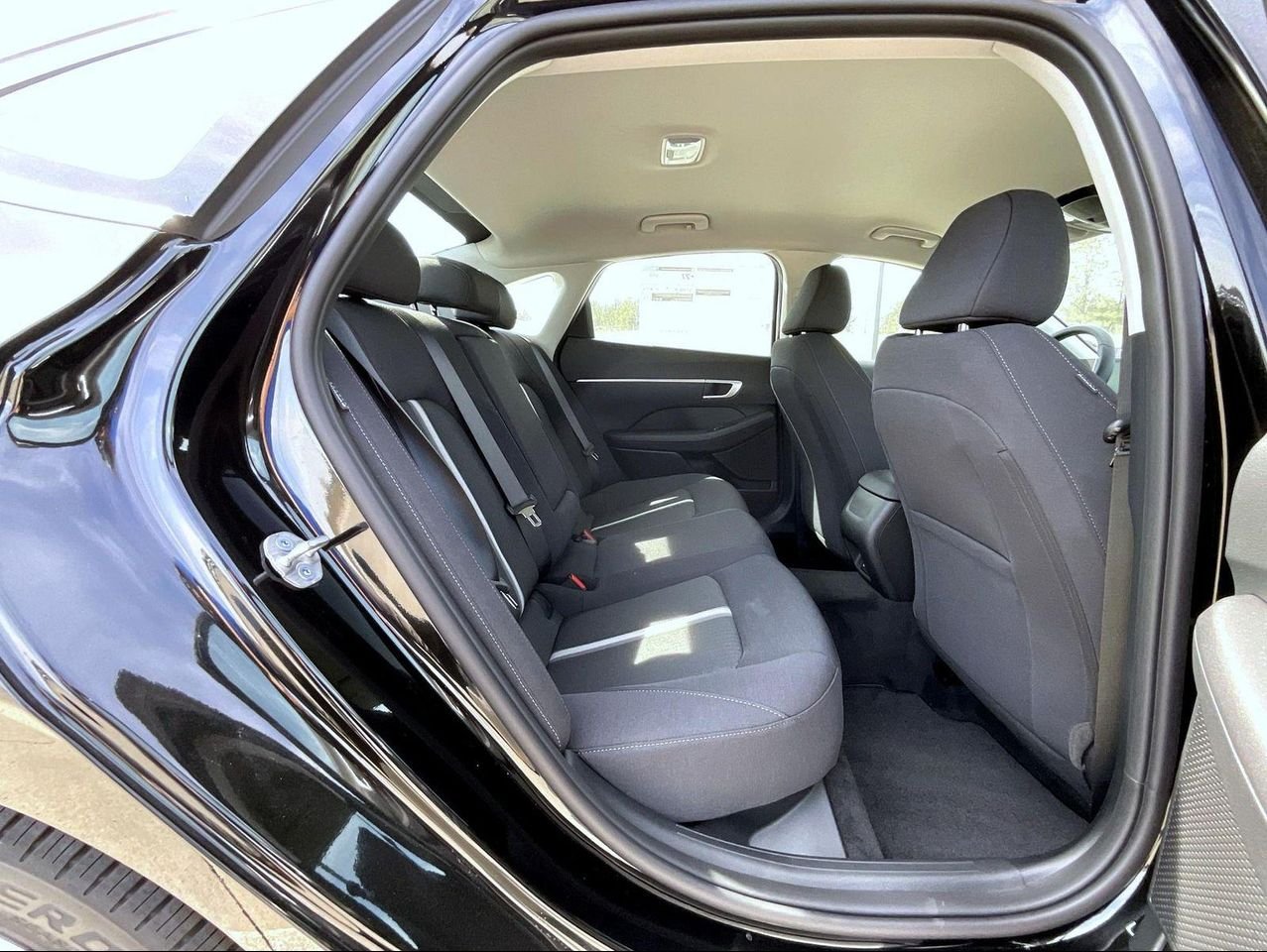 New 2026 Black Hyundai SEL Sport image 19