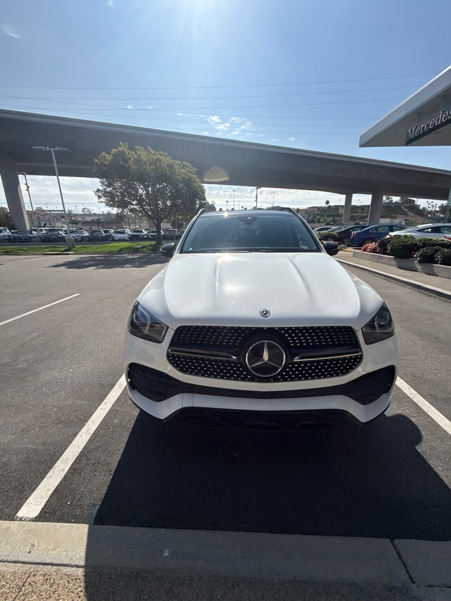 Used 2020 White Mercedes-Benz GLE 350 image 2