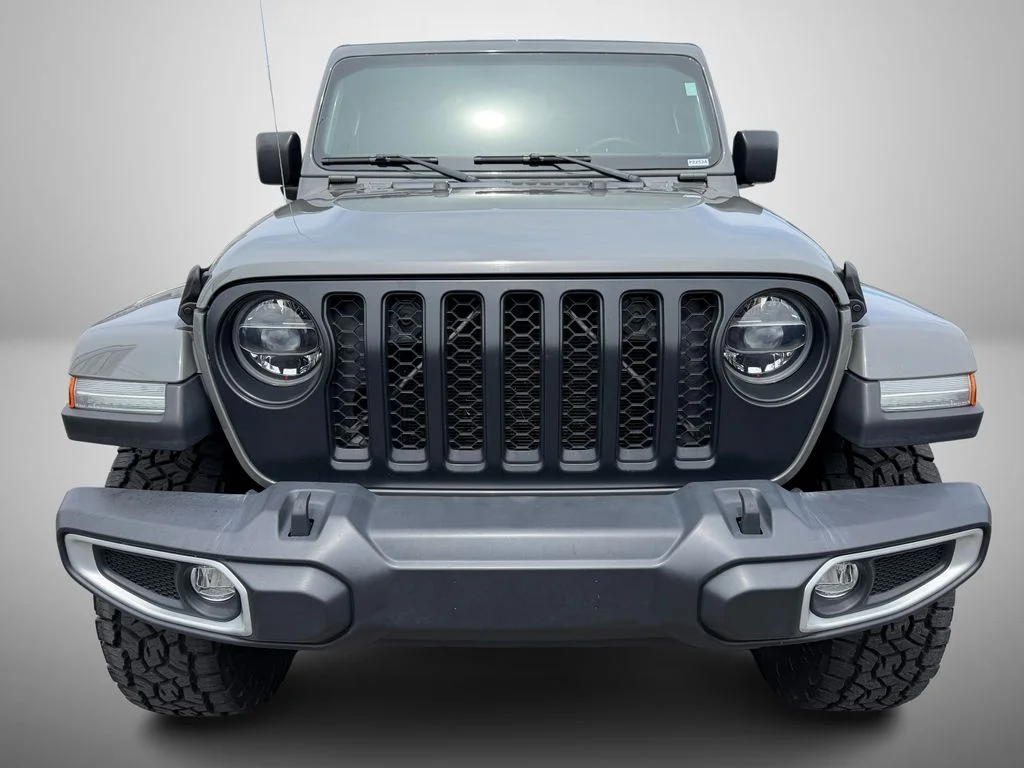 Used 2021 Gray Jeep Sport image 7