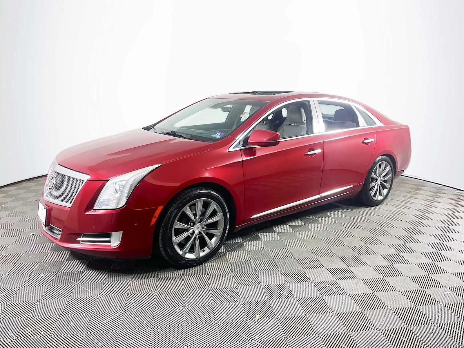 2014 Cadillac XTS 3.6L FWD Premium Collection's photo
