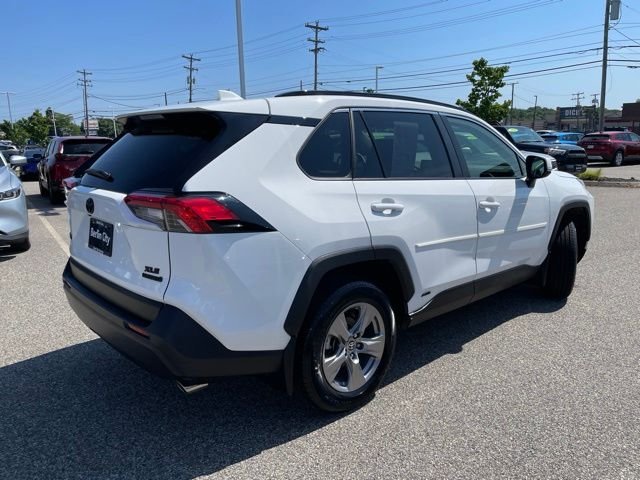 Used 2023 Ice Cap Toyota XLE image 7