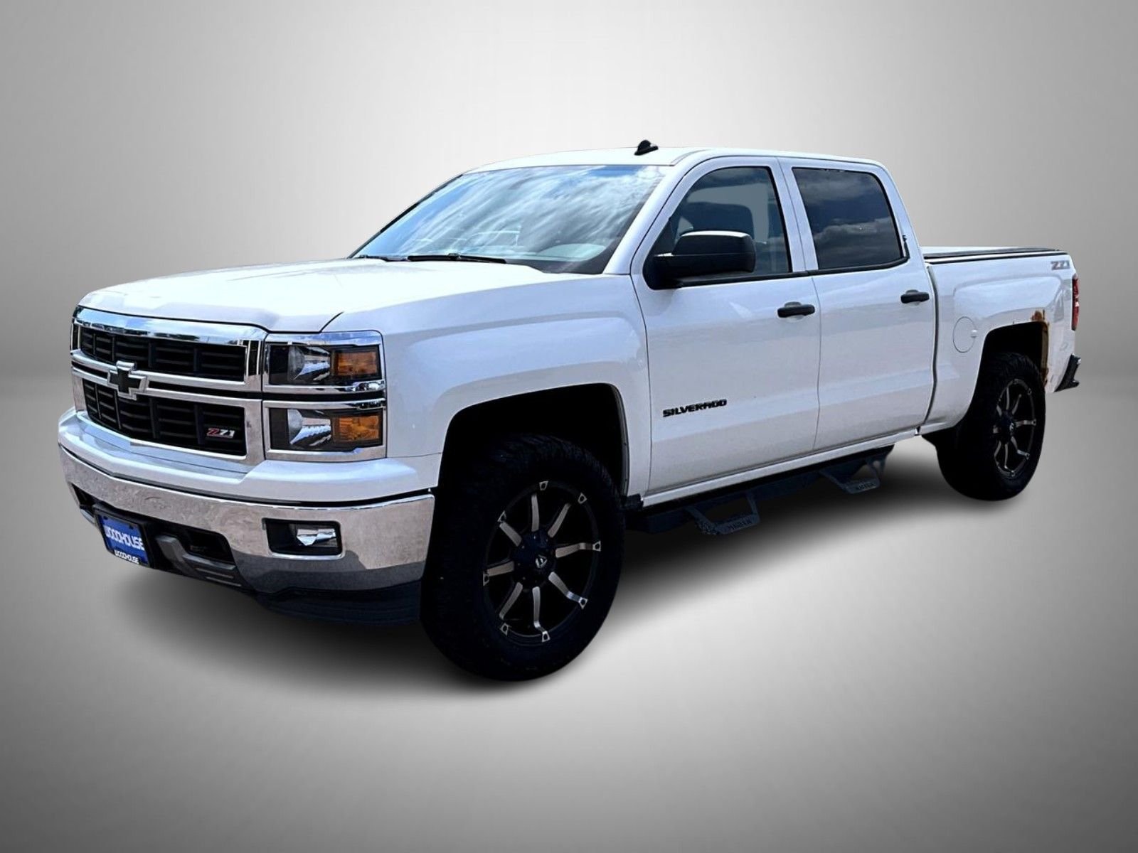 Used 2014 White Chevrolet LT image 1