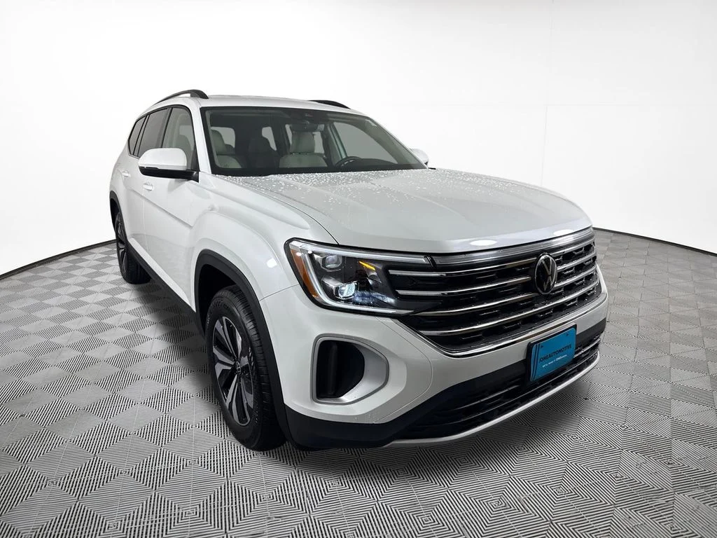 New 2026 White Pearl Volkswagen 2.0T SE image 4