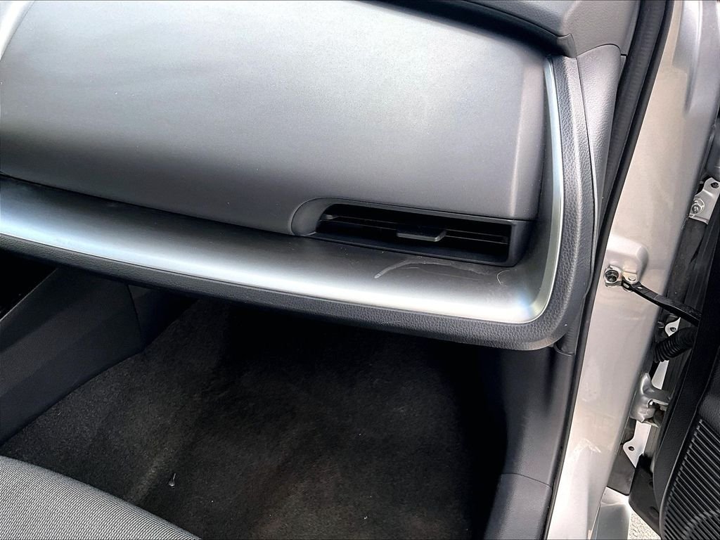 Used 2023  Toyota LE image 13