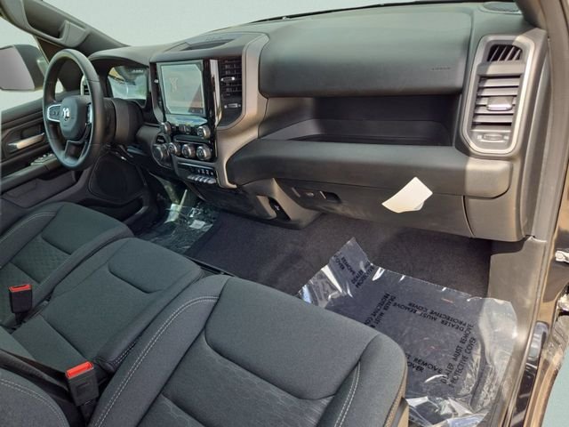 New 2026 Diamond Black Crystal Pearl-Coat Exterior Paint RAM Warlock image 29