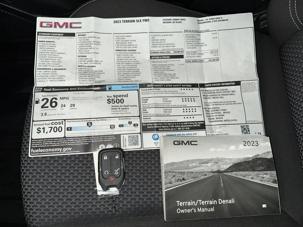 Used 2023 Summit White GMC SLE image 4