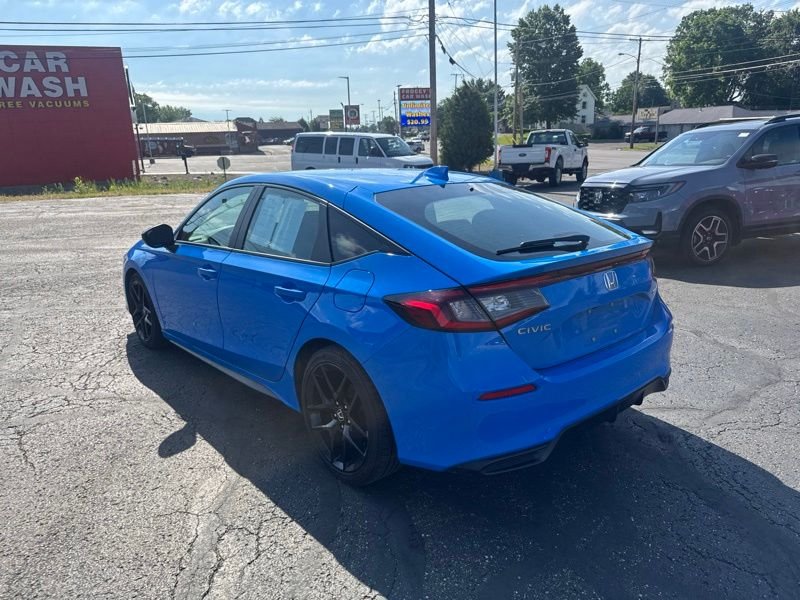 Used 2024  Honda Sport image 5