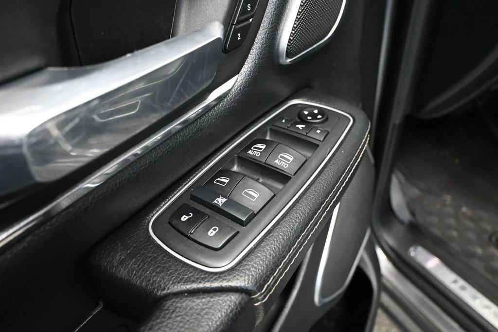 Used 2021 Gray Ram Laramie image 23