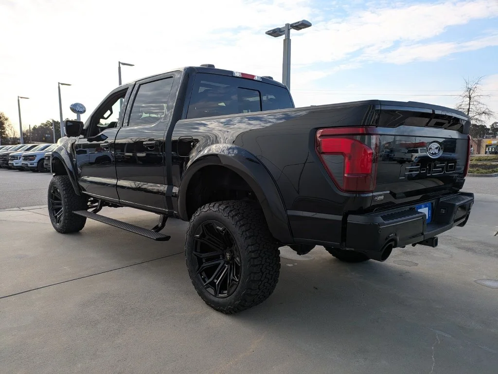 New 2026 Agate Black Metallic Ford XLT image 7