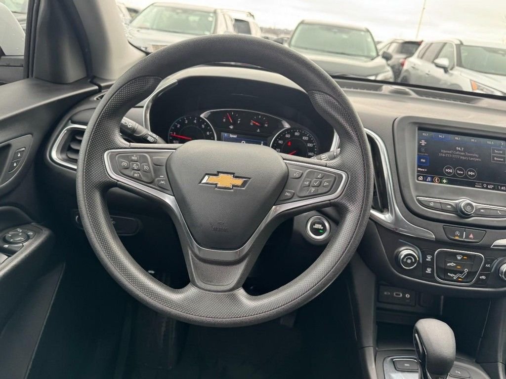 Used 2023 White Chevrolet LT image 11