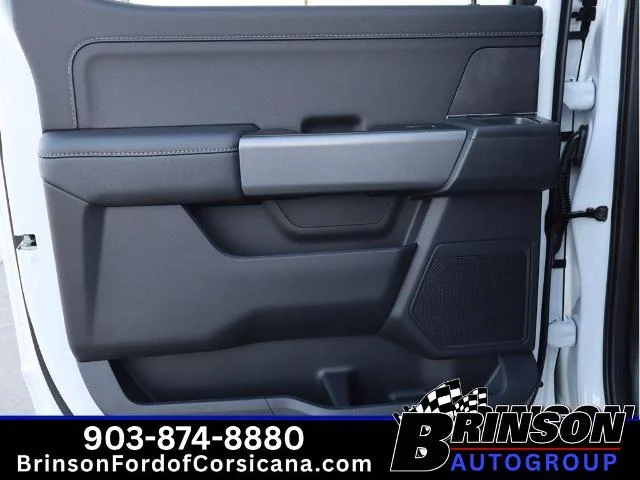 New 2026 Oxford White Ford XLT image 28