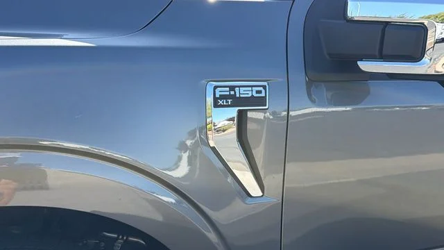 Used 2025 Gray Ford XLT image 11