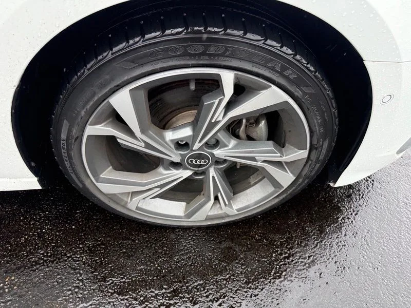 Used 2022 White Audi 40 Premium image 15
