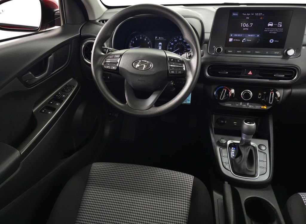 2023 Hyundai Kona SE - Photo 16