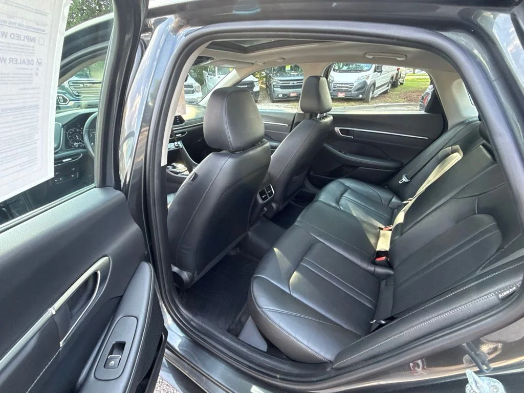 Used 2022 Gray Hyundai Limited image 12