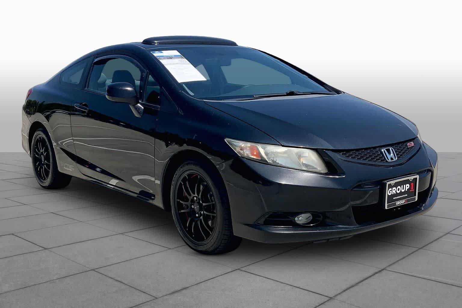 Used 2013 Crystal Black Pearl Honda Si image 3