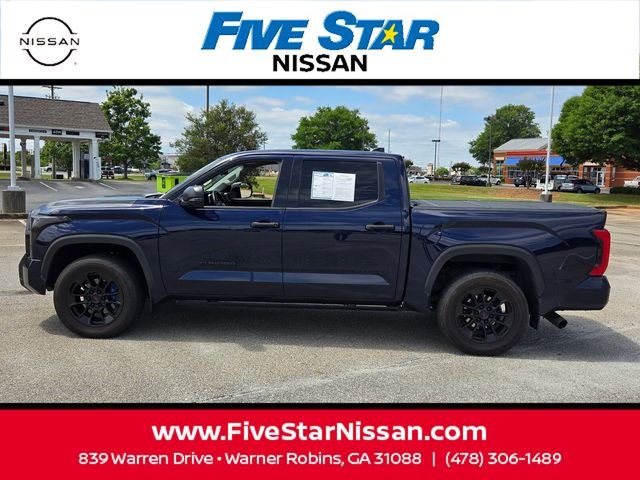 Used 2023  Toyota SR5 image 4