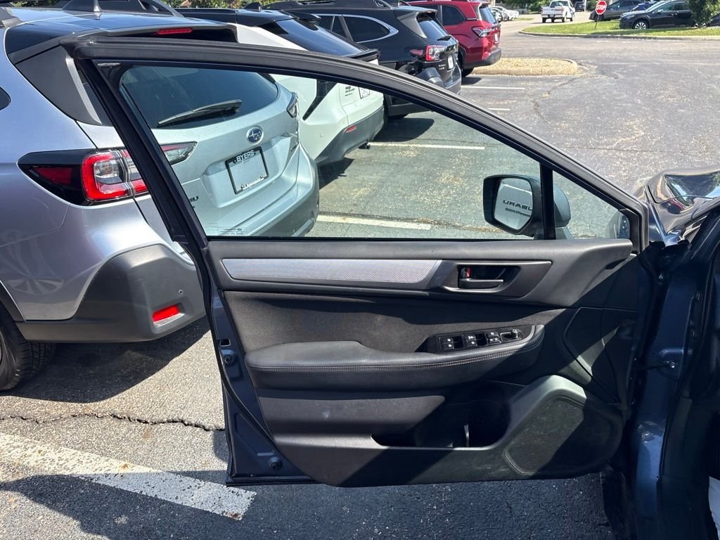 Used 2017 Blue Subaru 2.5i image 18